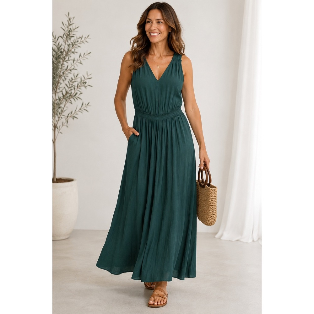 Banana Republic Green V-Neck Sleeveless Smocked Waist 2 slits Maxi Dress Size 0